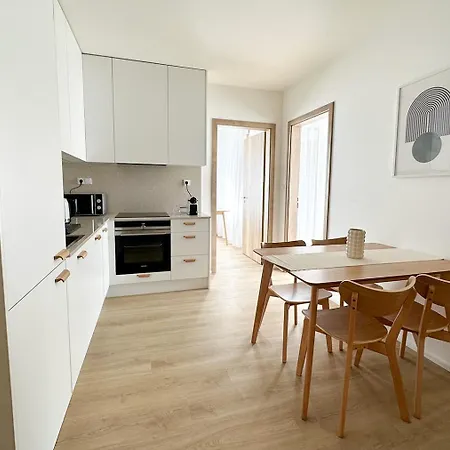 Modern Holesovice Διαμέρισμα *